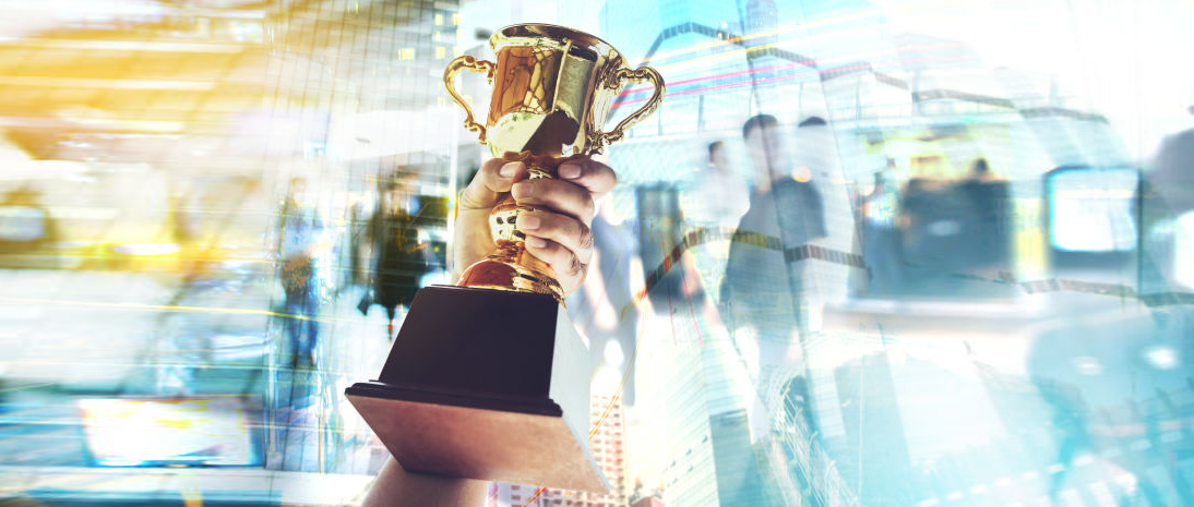 科技立异效果年度评。。。。。鹤鹆倍3项大奖